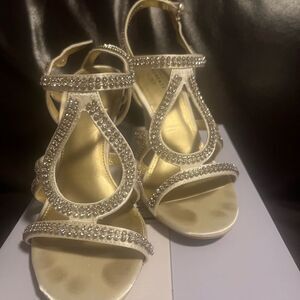 Cream Heels with Sparkling Straps and Medium Heel